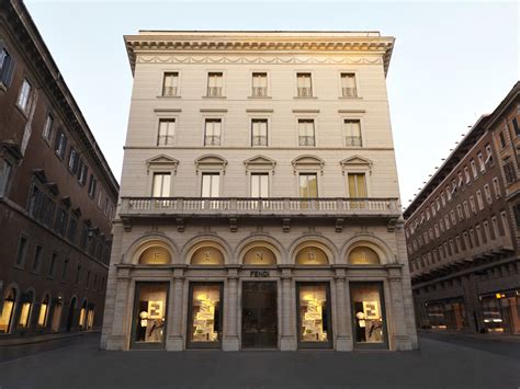 inaugurazione palazzo fendi 2019|sala roma fendi.